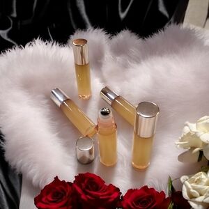 New! ROLLER THE SERUM Hydrating Luxury Moisturizing Age Defying Face Ser…